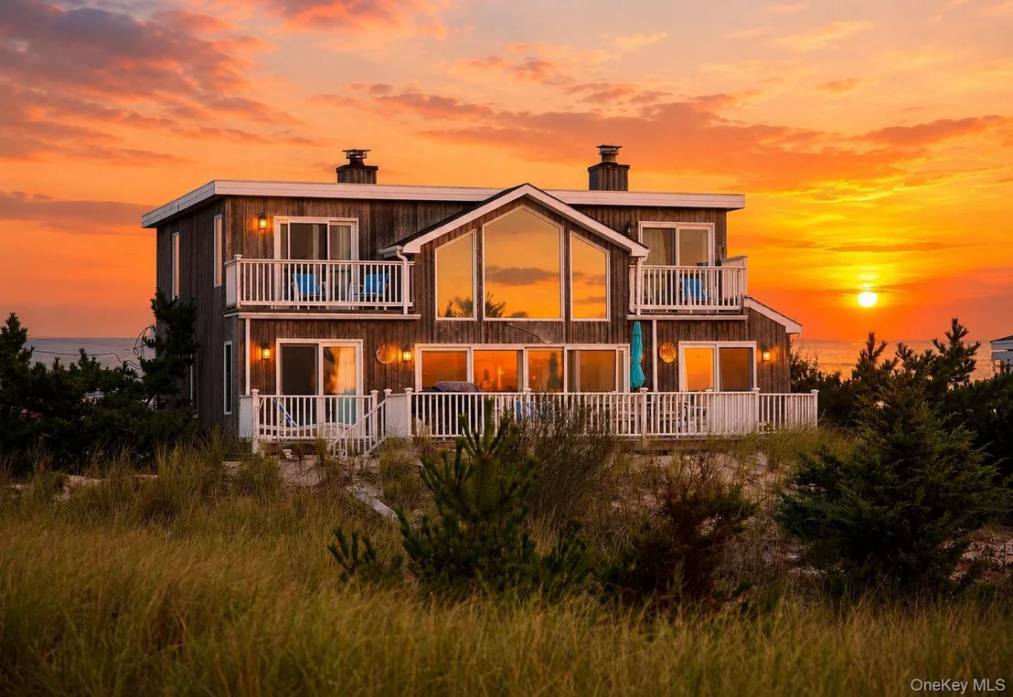 Photo of 431 Dune Road