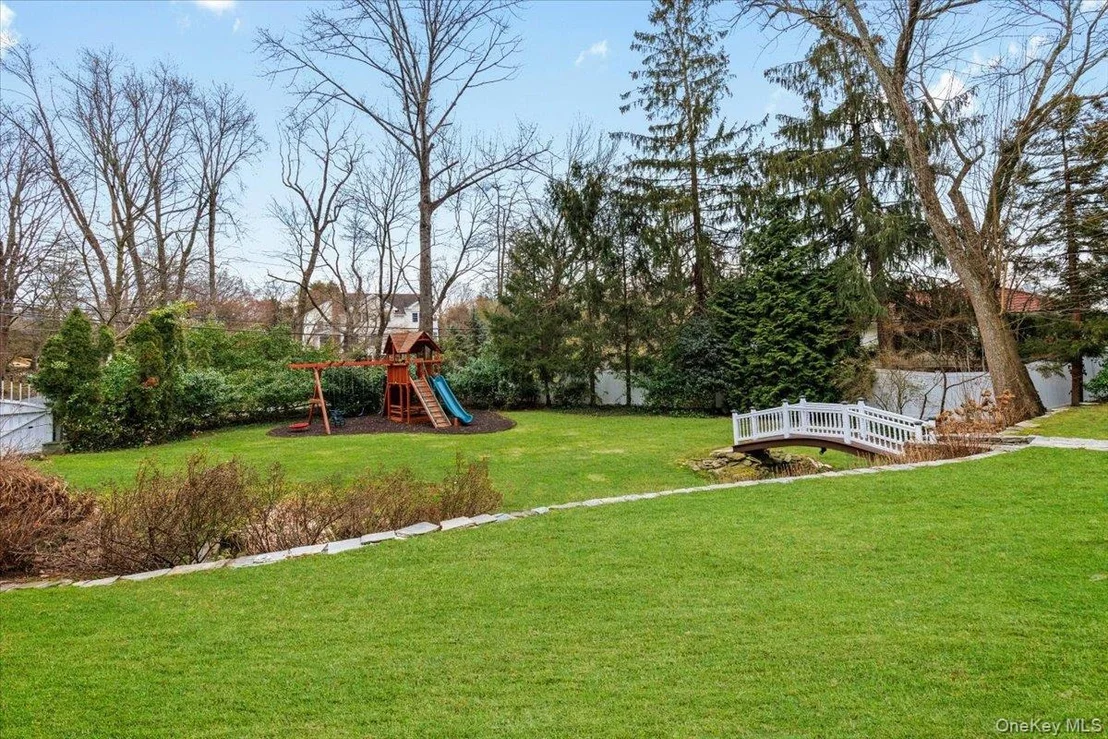 Photo of 38 Brevoort Lane