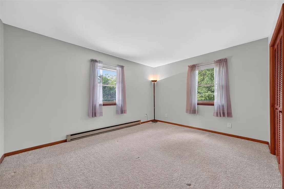 Photo of 125 Putnam Drive