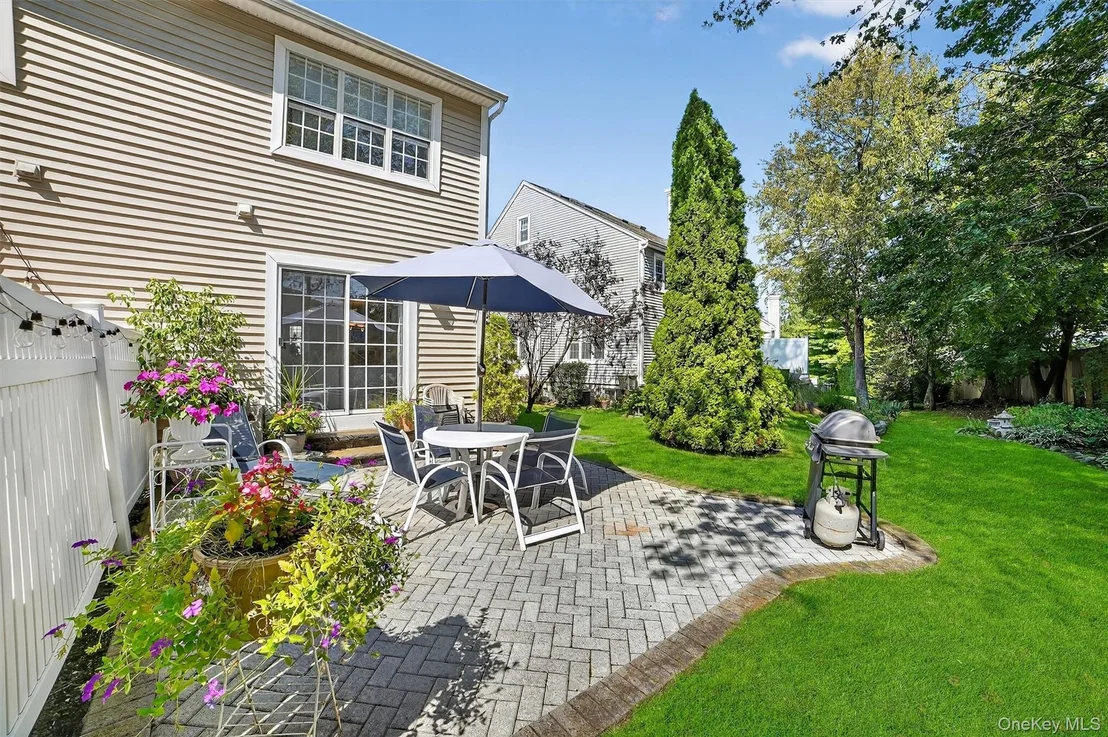 Photo of 35 Roundtop Road
