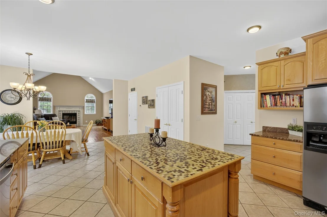 Photo of 14 Meadow Crest Drive
