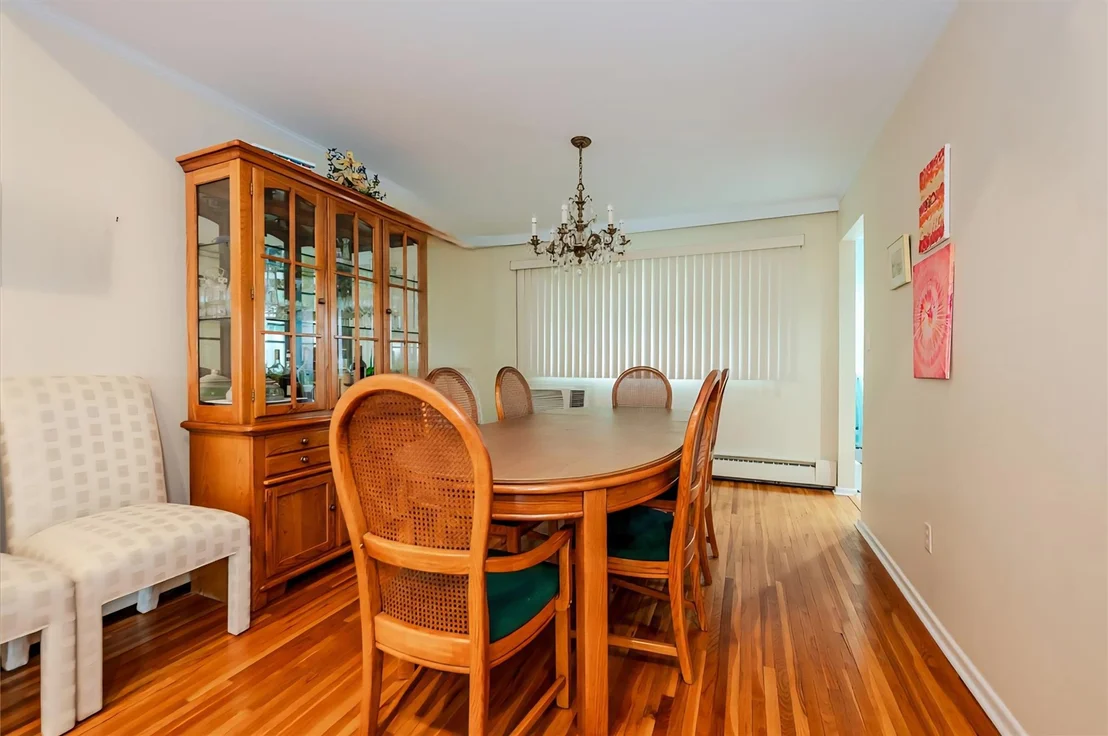 Photo of 720 jay Way