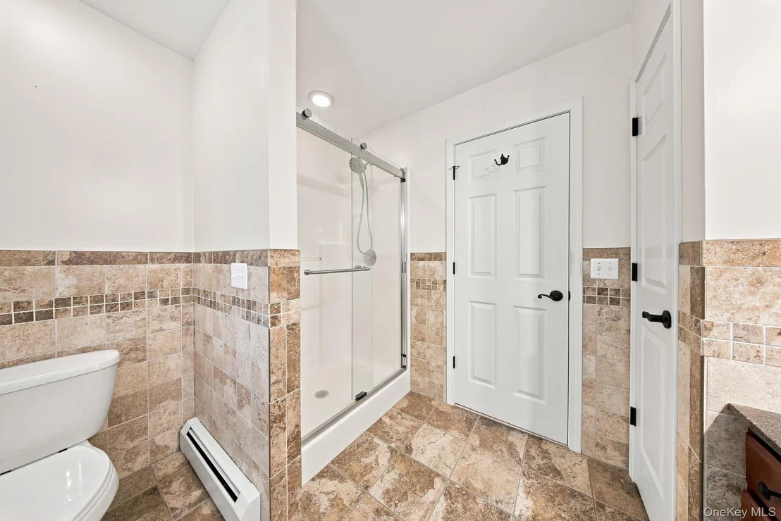 Photo of 236 Springbrook Road