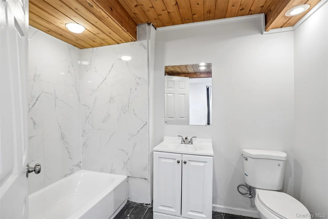 Photo of 951 Haverstraw Road