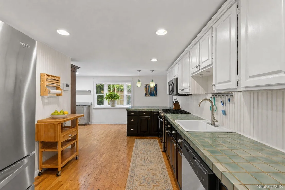 Photo of 18 Walnut Avenue