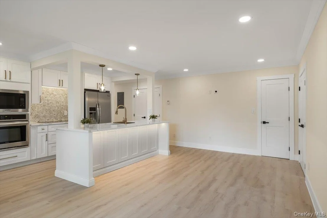 Photo of Unit 19 at 263 River Avenue