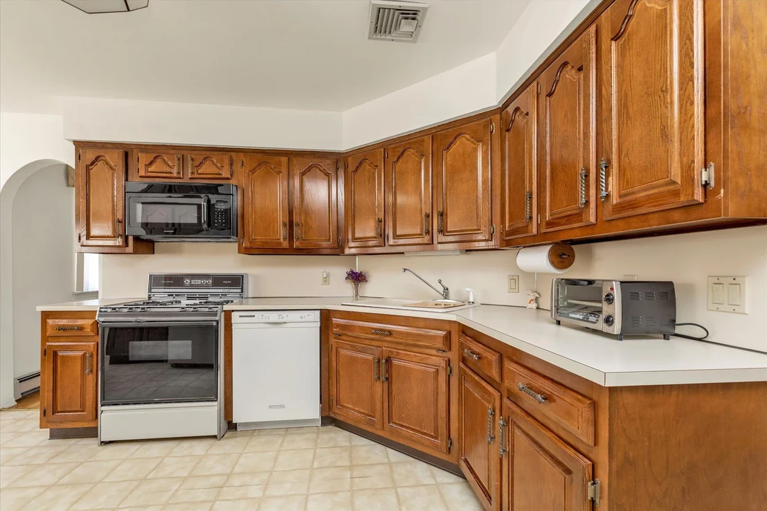 Photo of 7 Sunset Avenue
