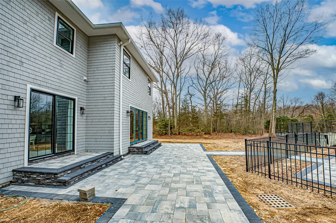 Photo of 210 Laurel Lane