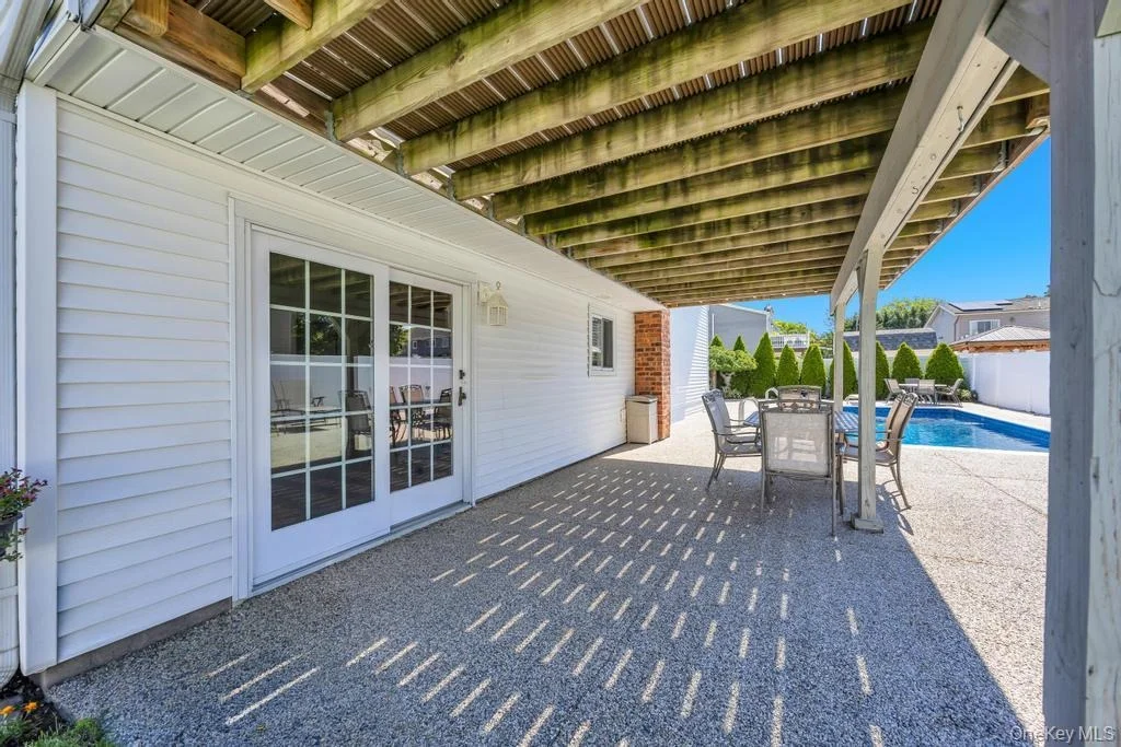 Photo of 25 Laurel Place