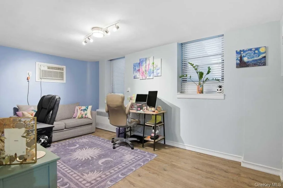 Photo of Unit 52 at 52 Brompton Road