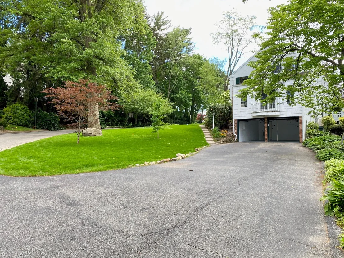 Photo of 119 Knickerbocker Road