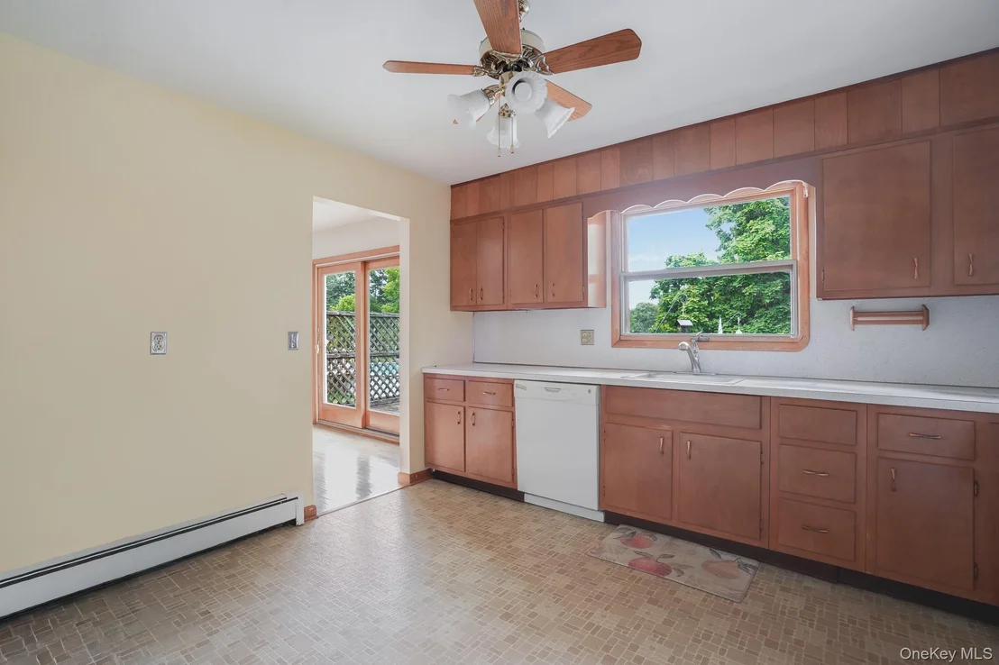 Photo of 103 Edgehill Drive