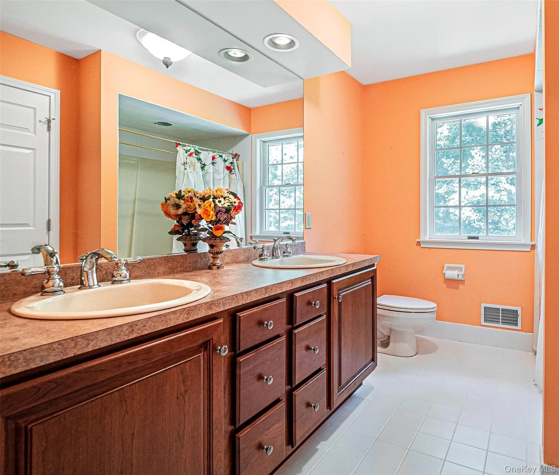 Photo of 84 Meadow Ridge Road