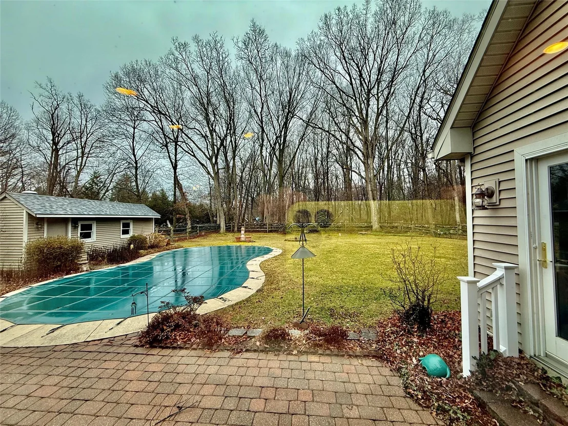Photo of 7 Willowbrook Lane