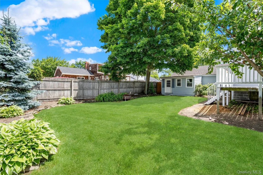 Photo of 19 Westbridge Drive