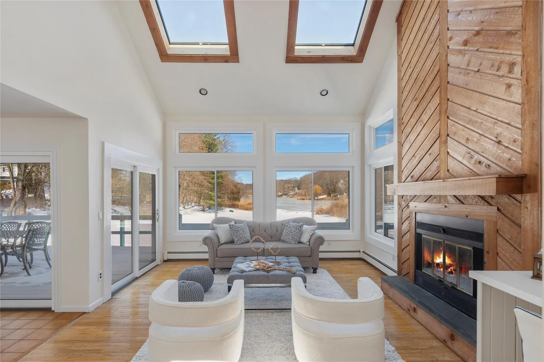 Photo of 2 Hunter Drive