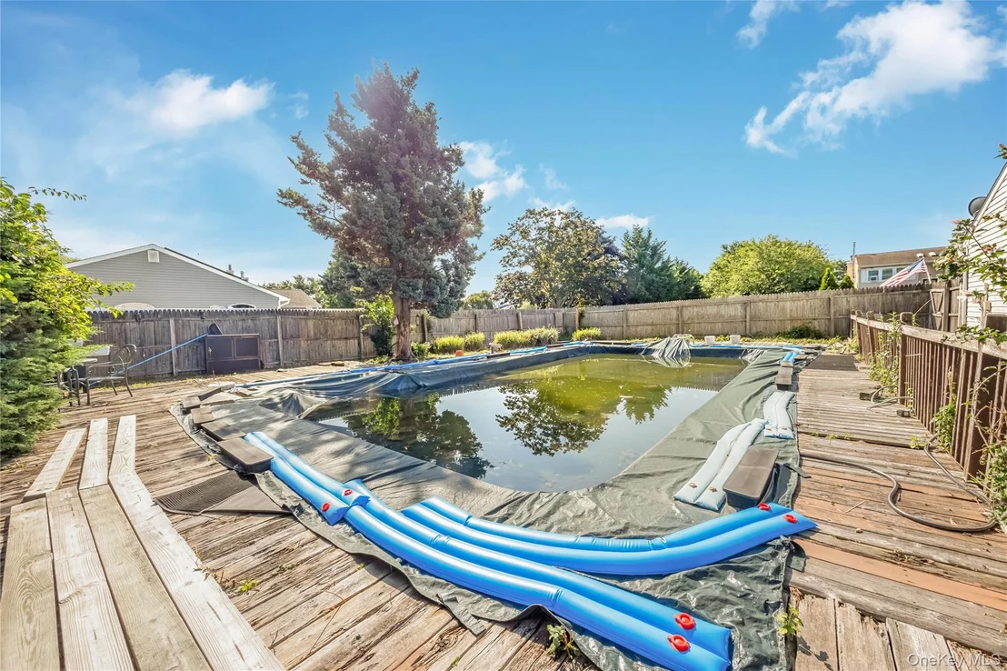Photo of 11 Shade Tree Lane