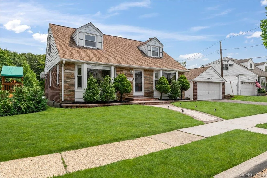 Photo of 72 Pembrook Drive