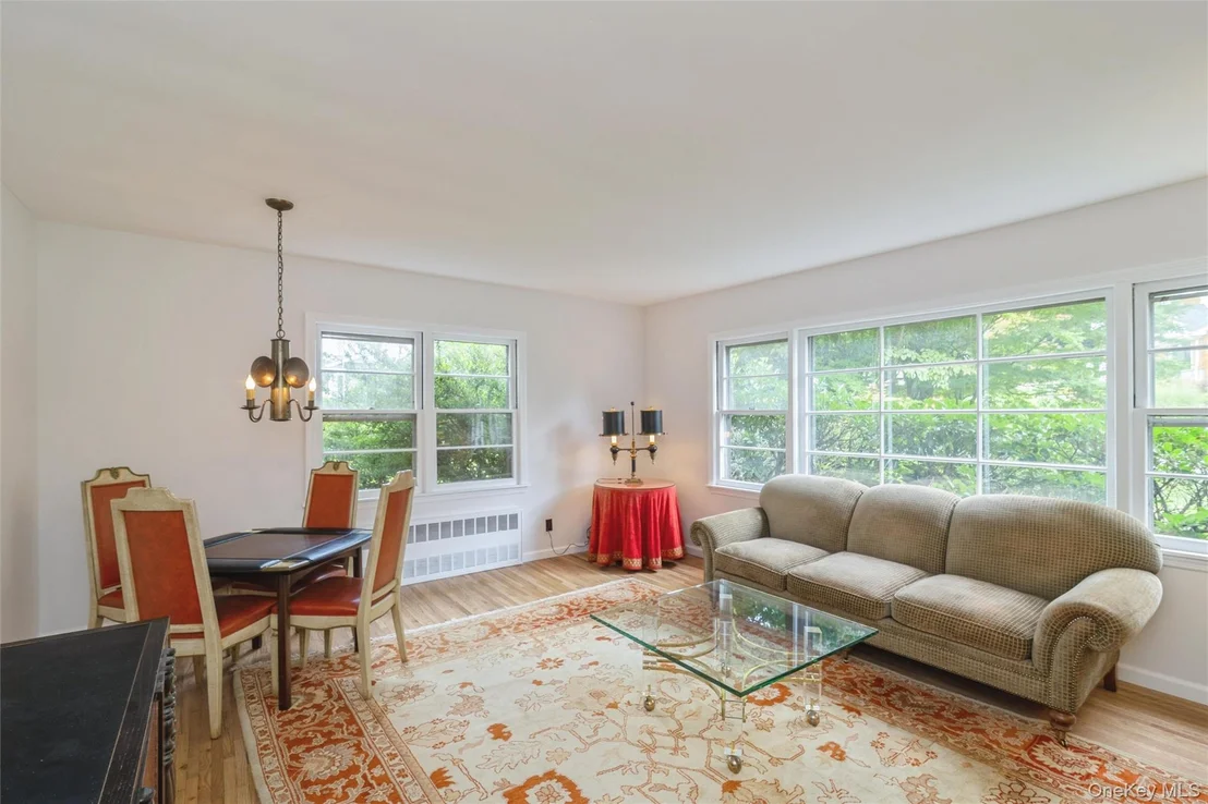 Photo of 5 Hemlock Drive