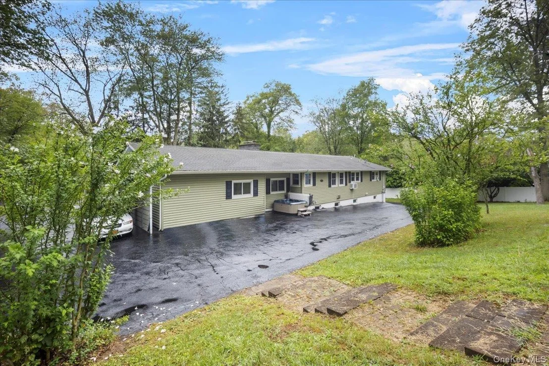 Photo of 7 Hujay Terrace