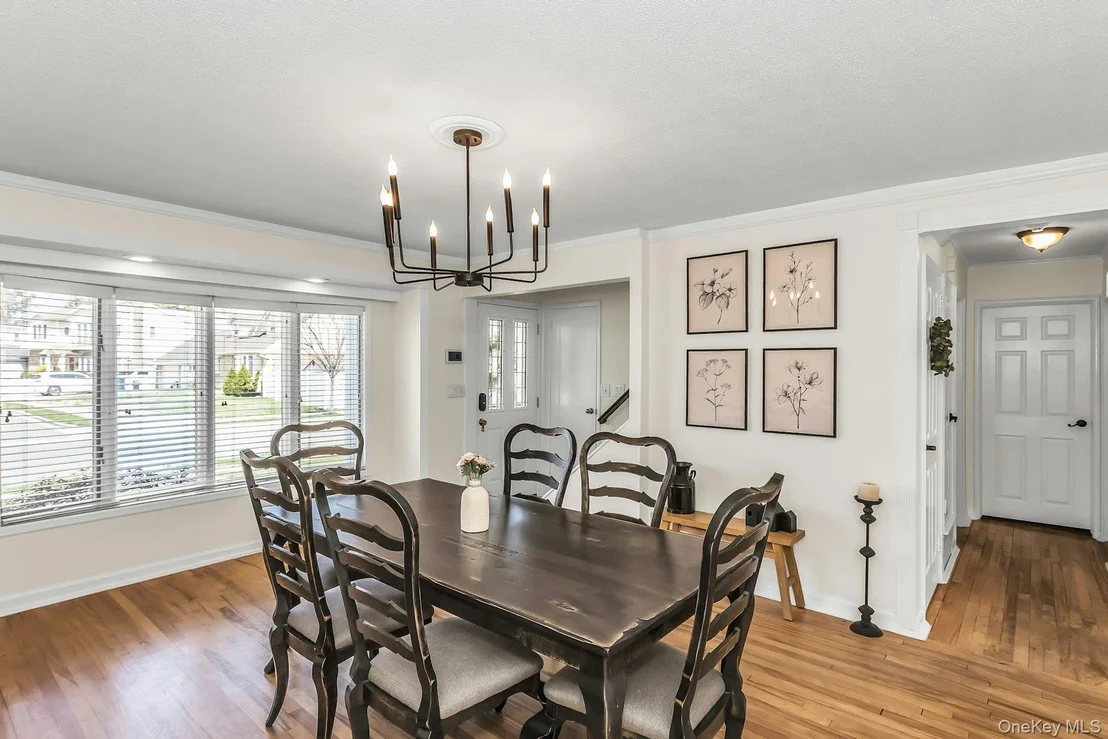 Photo of 991 Ferngate Drive