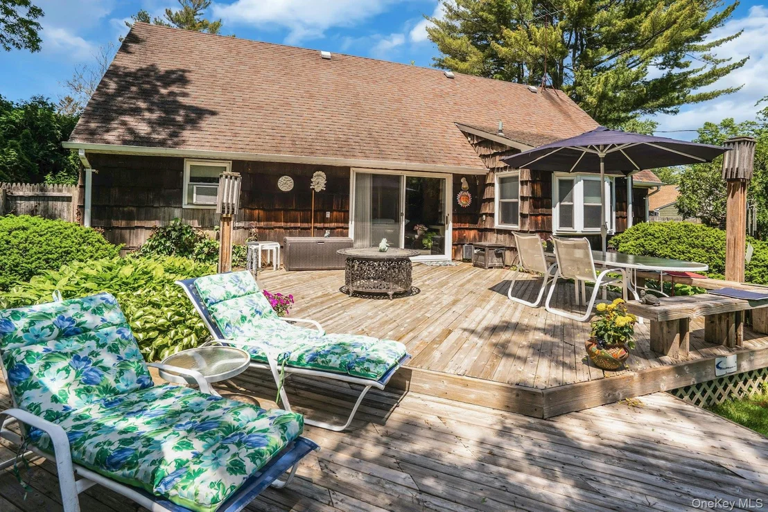 Photo of 27 Arcadia Drive