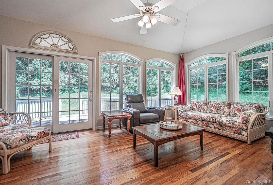 Photo of 84 Meadow Ridge Road