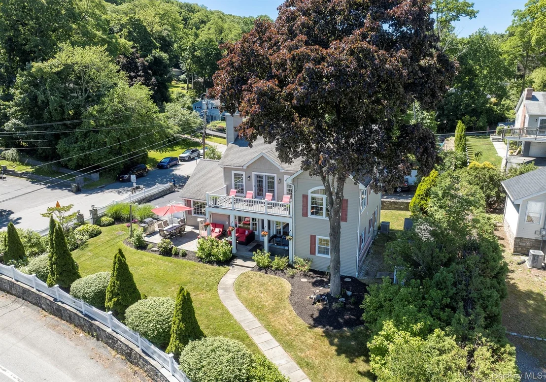 Photo of 1 Colonial Drive