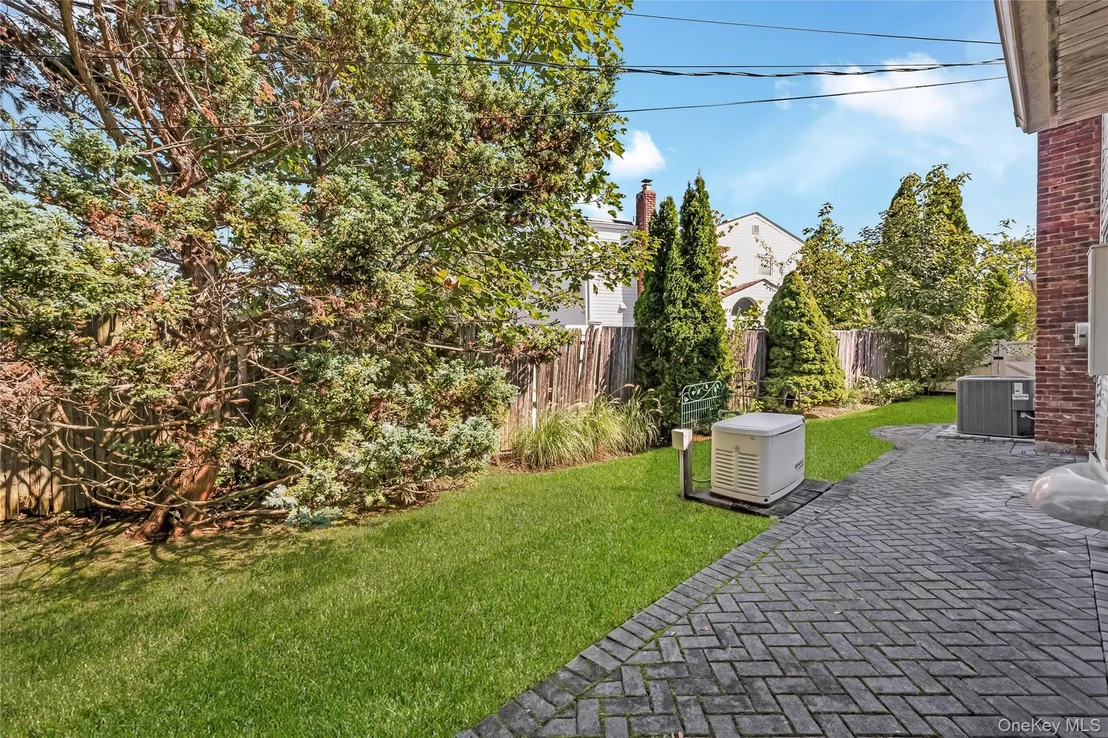 Photo of 52 Voorhis Drive