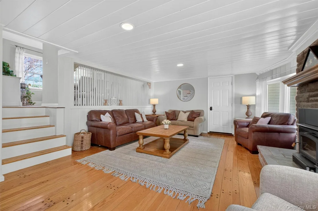 Photo of 7 Ridgewood Terrace