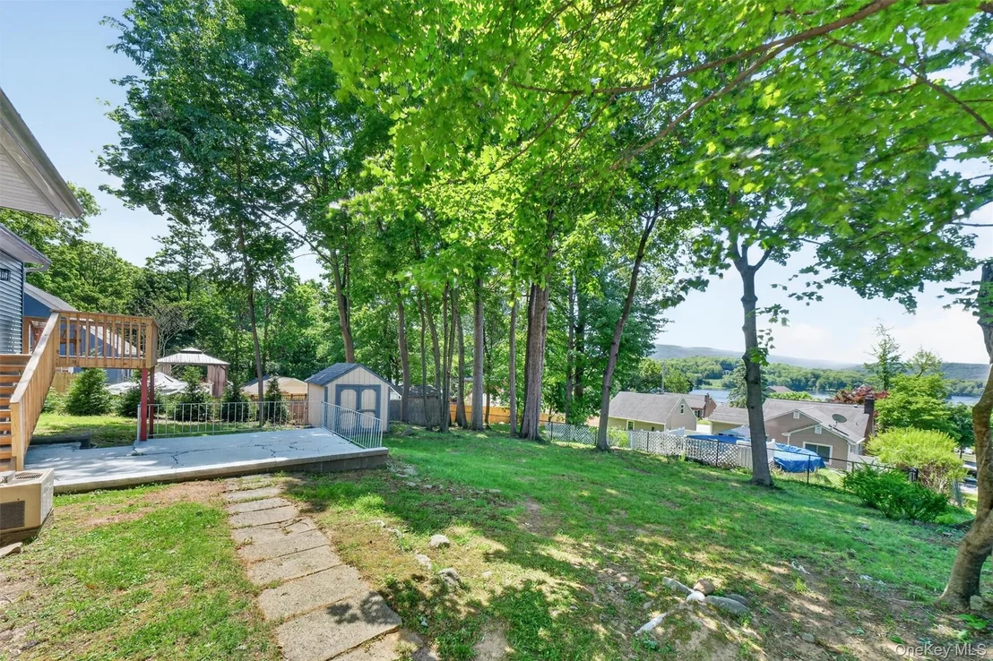 Photo of 333 Oak Drive
