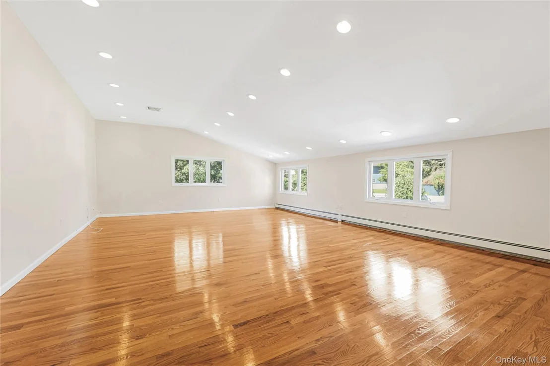 Photo of 397 Concord Road