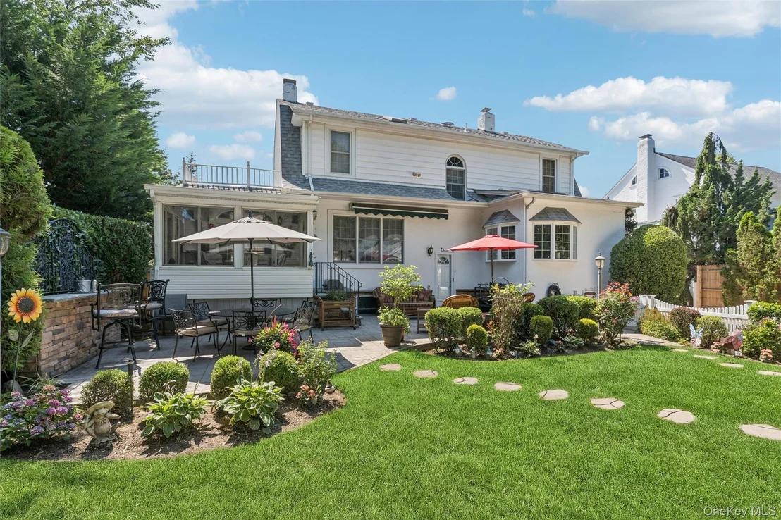 Photo of 43 Beverly Road