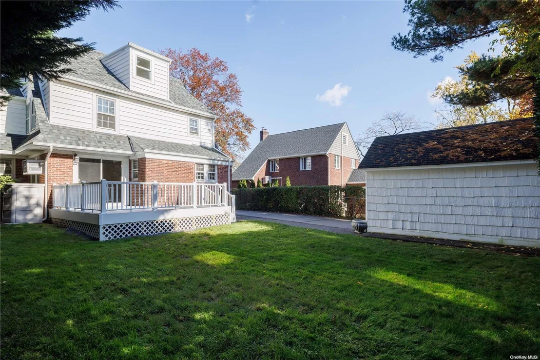 Photo of 60 Vanderbilt Avenue