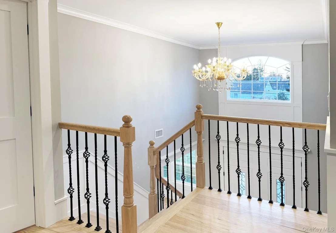 Photo of 255 Maple Avenue