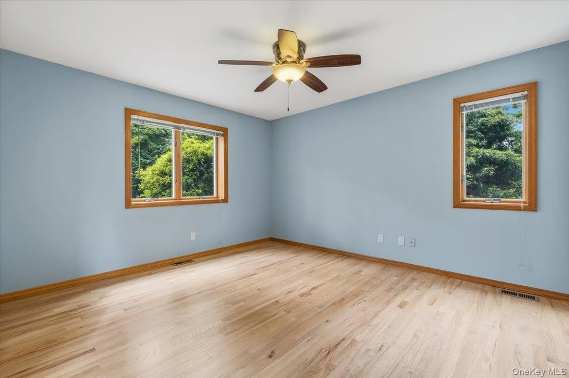 Photo of 2785 Noyack Road