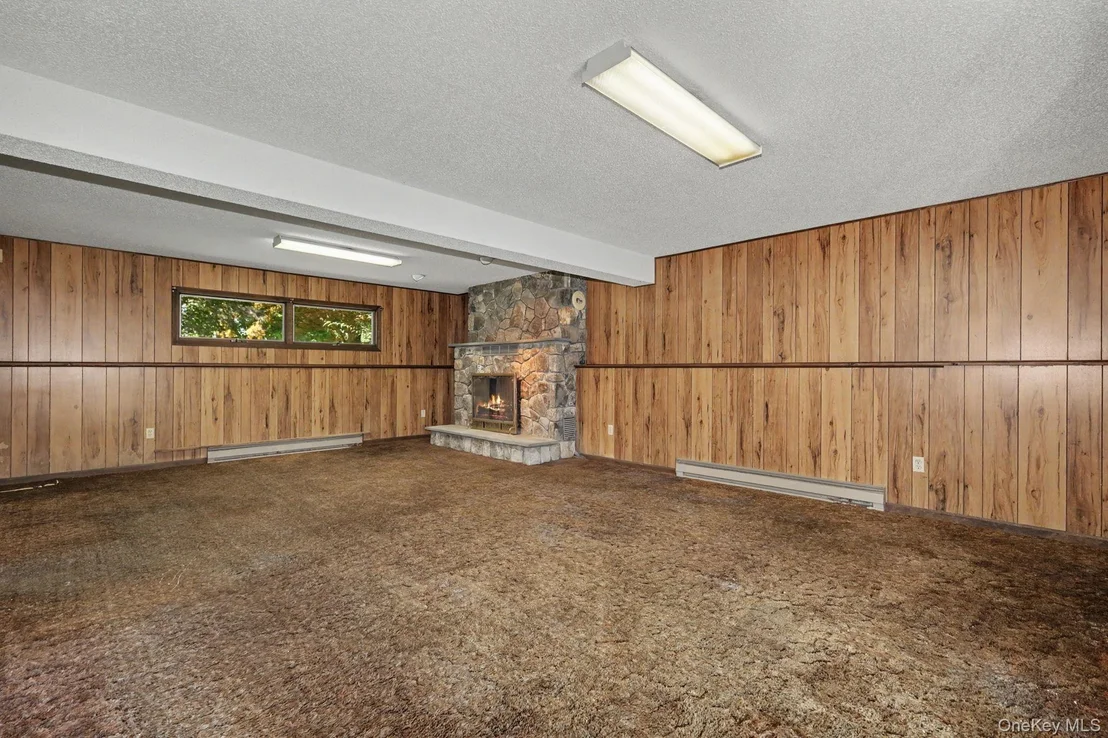 Photo of 214 Starr Ridge Road