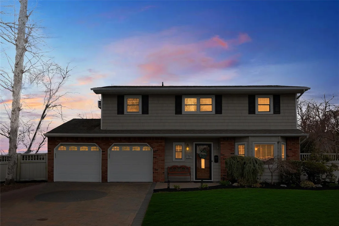 Photo of 4 Brooktree Circle