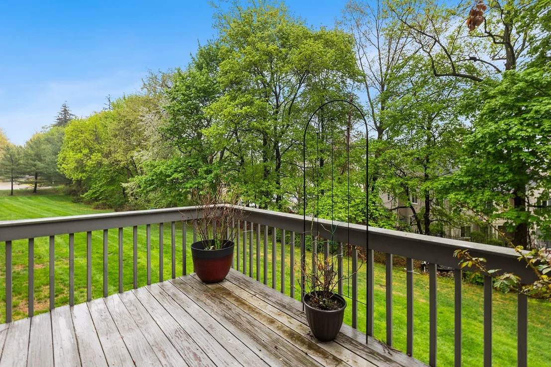 Photo of 17 Hemlock Circle