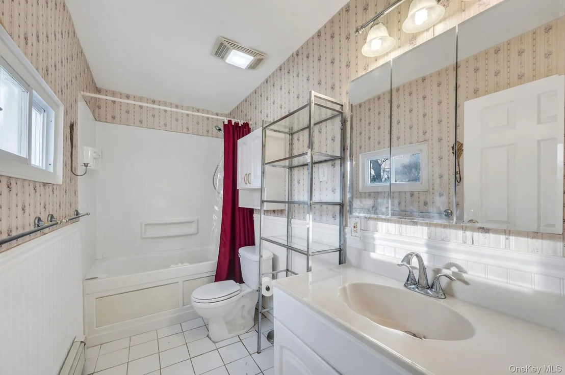 Photo of 40 Sequoia Way