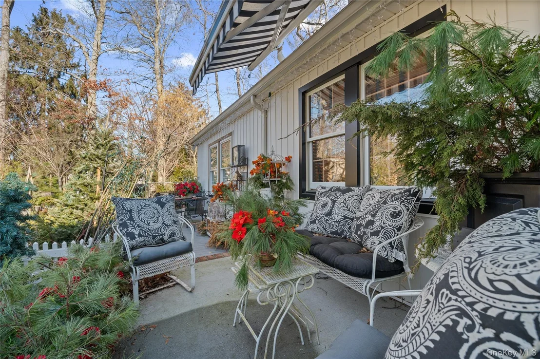 Photo of 136 Beach Road