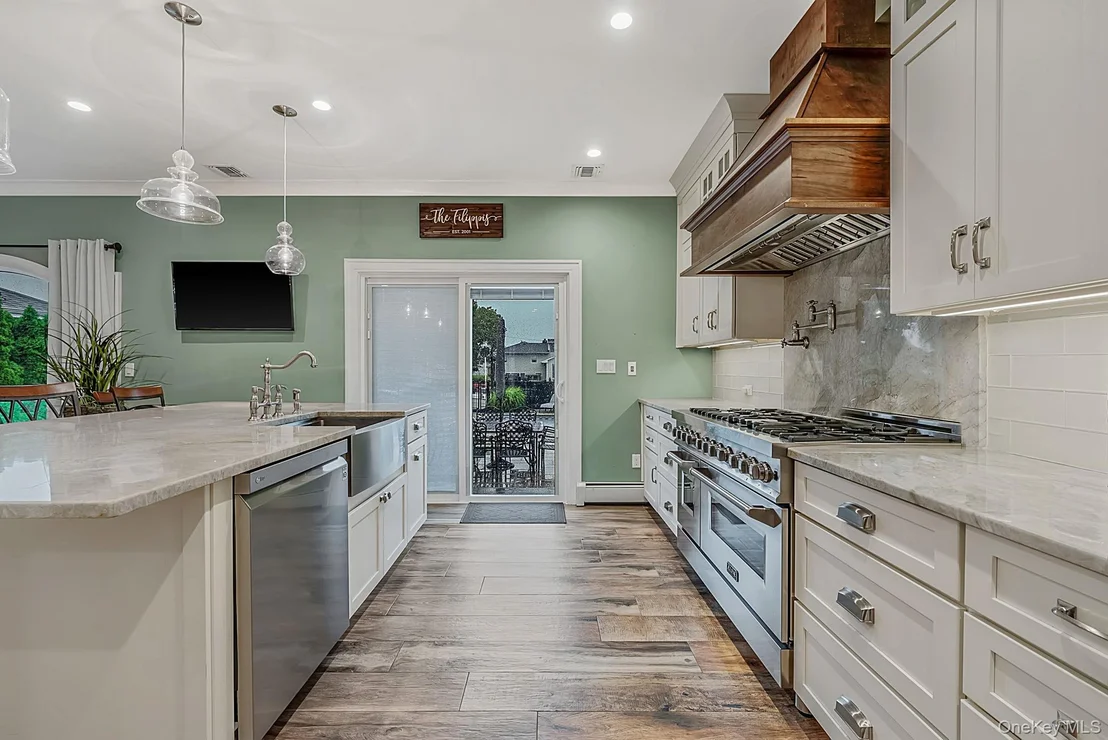 Photo of 511 Devon Place