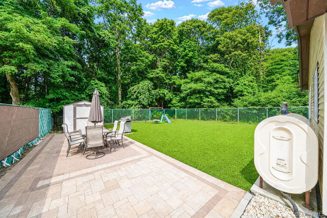 Photo of 43 Wavecrest Drive