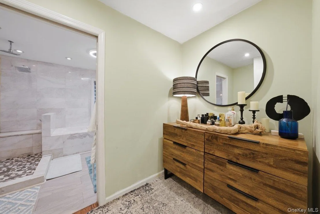 Photo of 4641 Carpenter Avenue