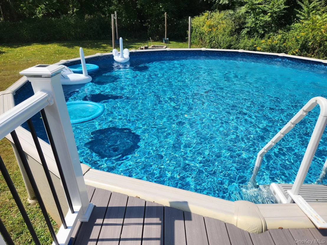 Photo of 387 Cornwall Hill Road