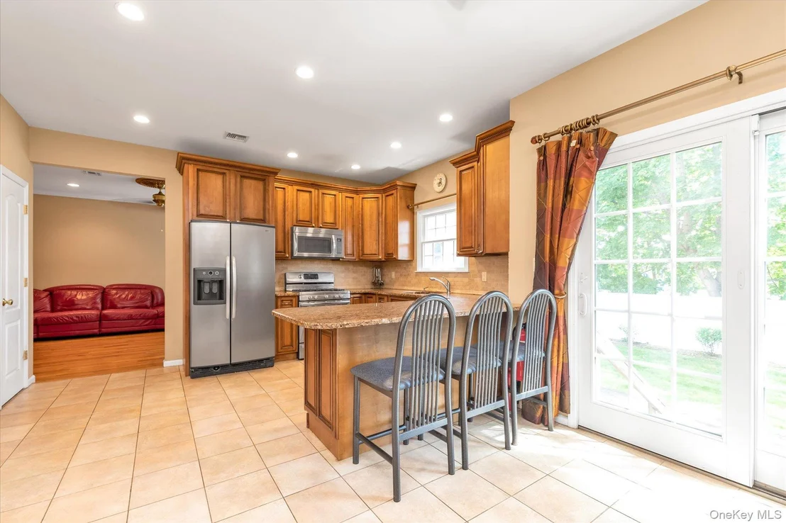 Photo of 1674 Birch Drive