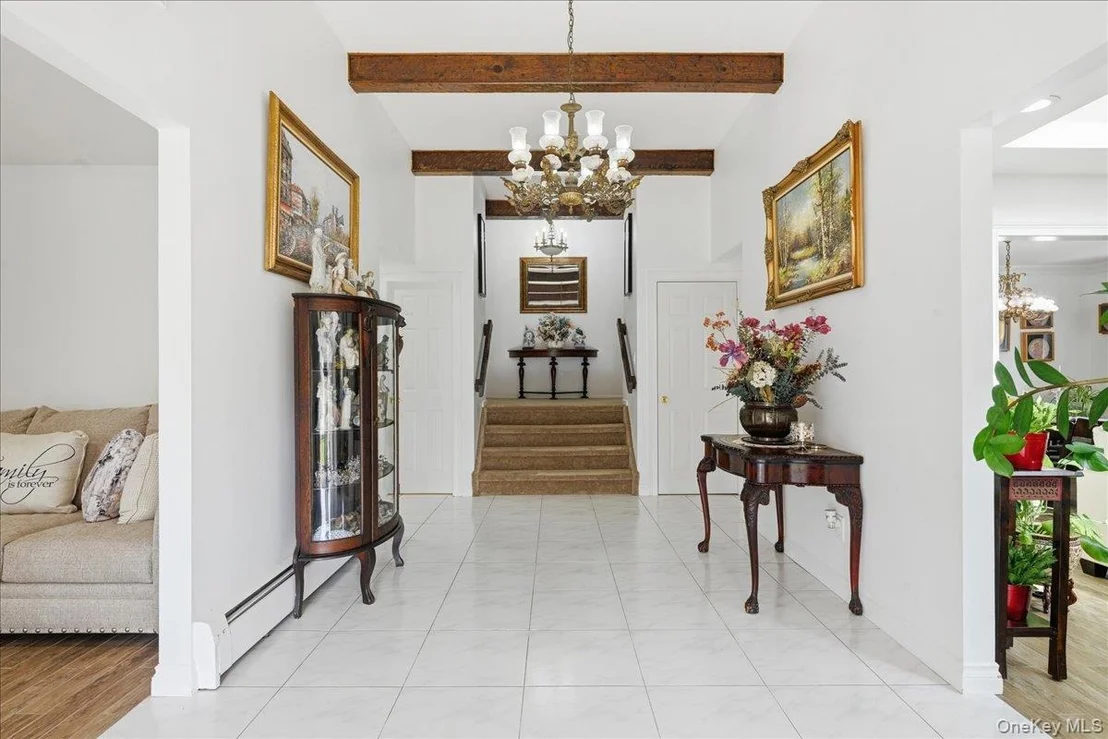 Photo of 44 Steven Place
