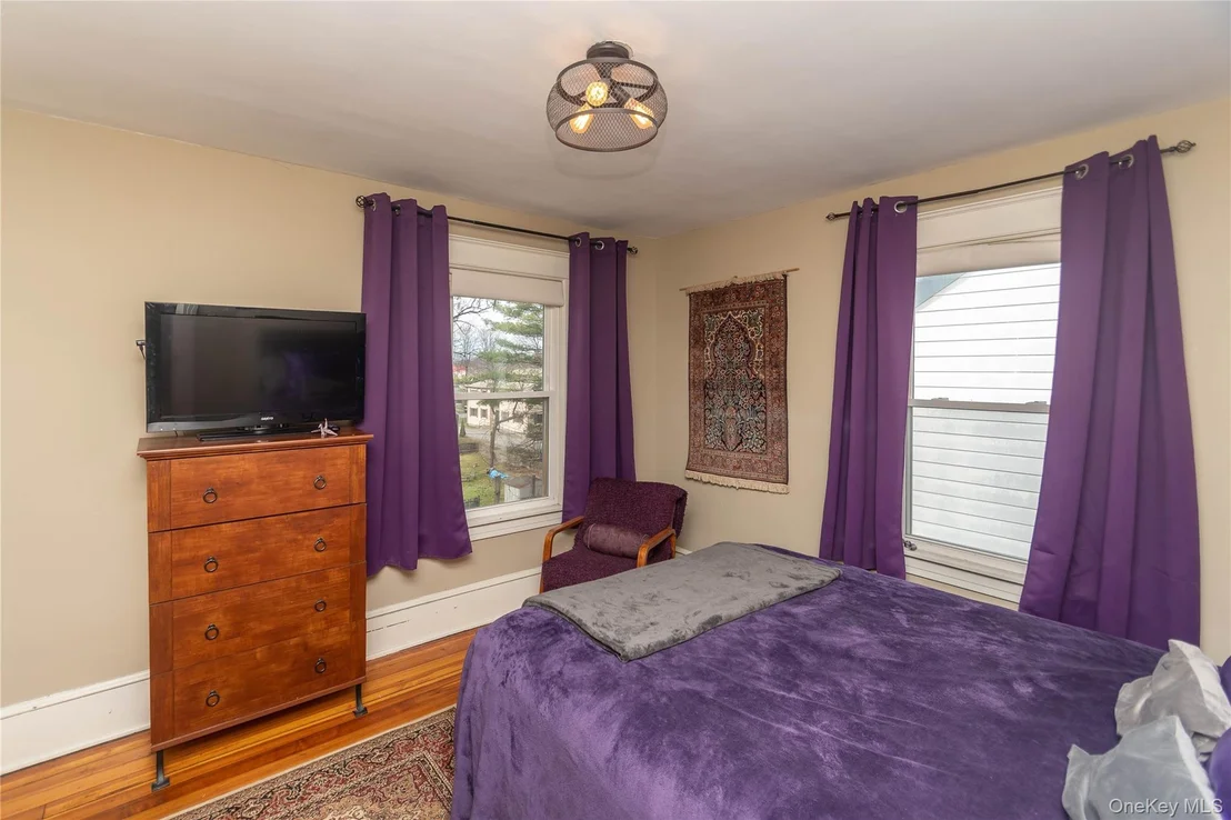 Photo of 17 Streit Avenue