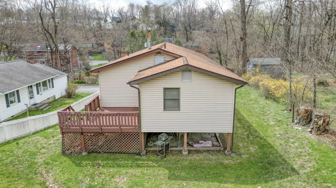 Photo of 73 Pine Avenue