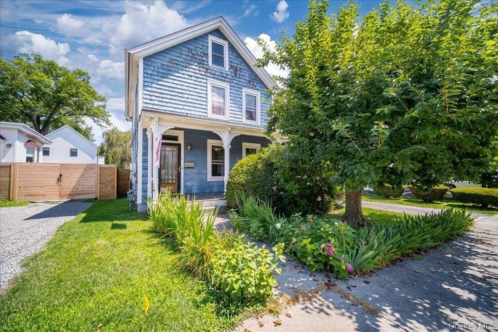 Photo of 5 Maple Street